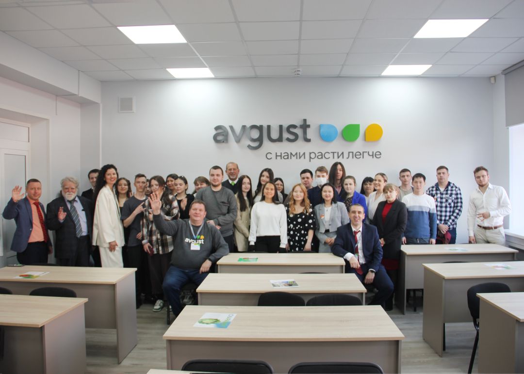 Avgust Xakasiyada yangi o'quv auditoriyasini ochdi